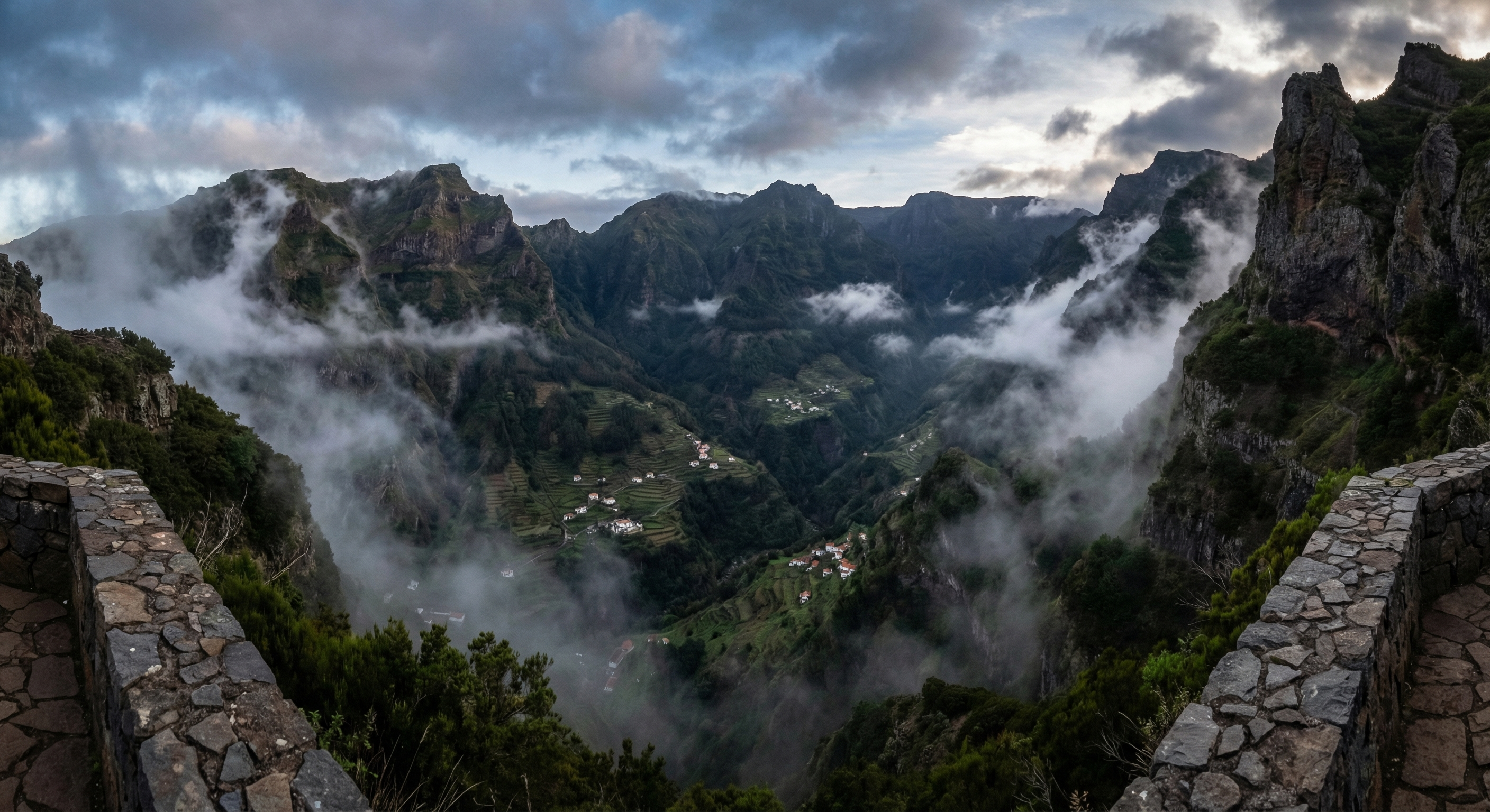 Eira do Serrado viewpoint Curral das Freiras valley